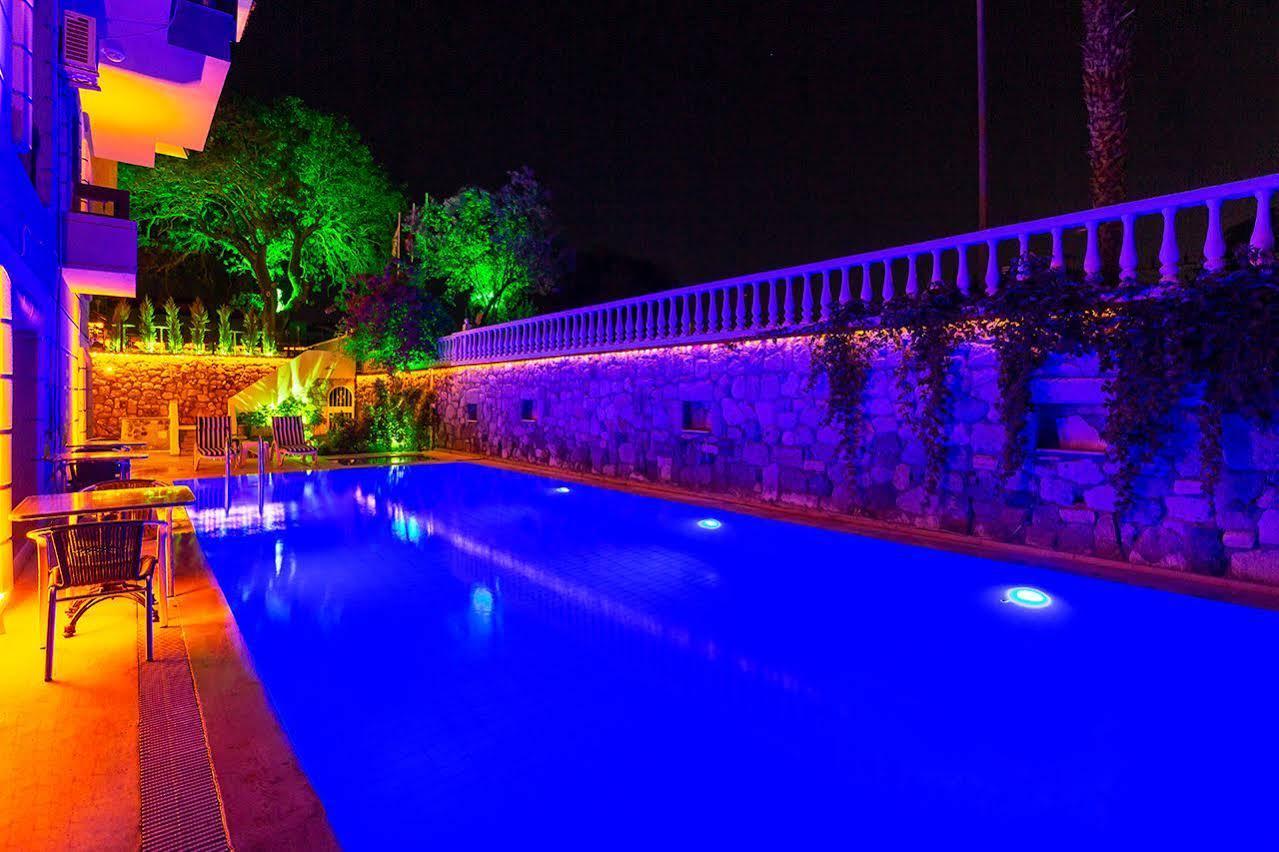 Kabasakal Hotel Çeşme Exteriér fotografie